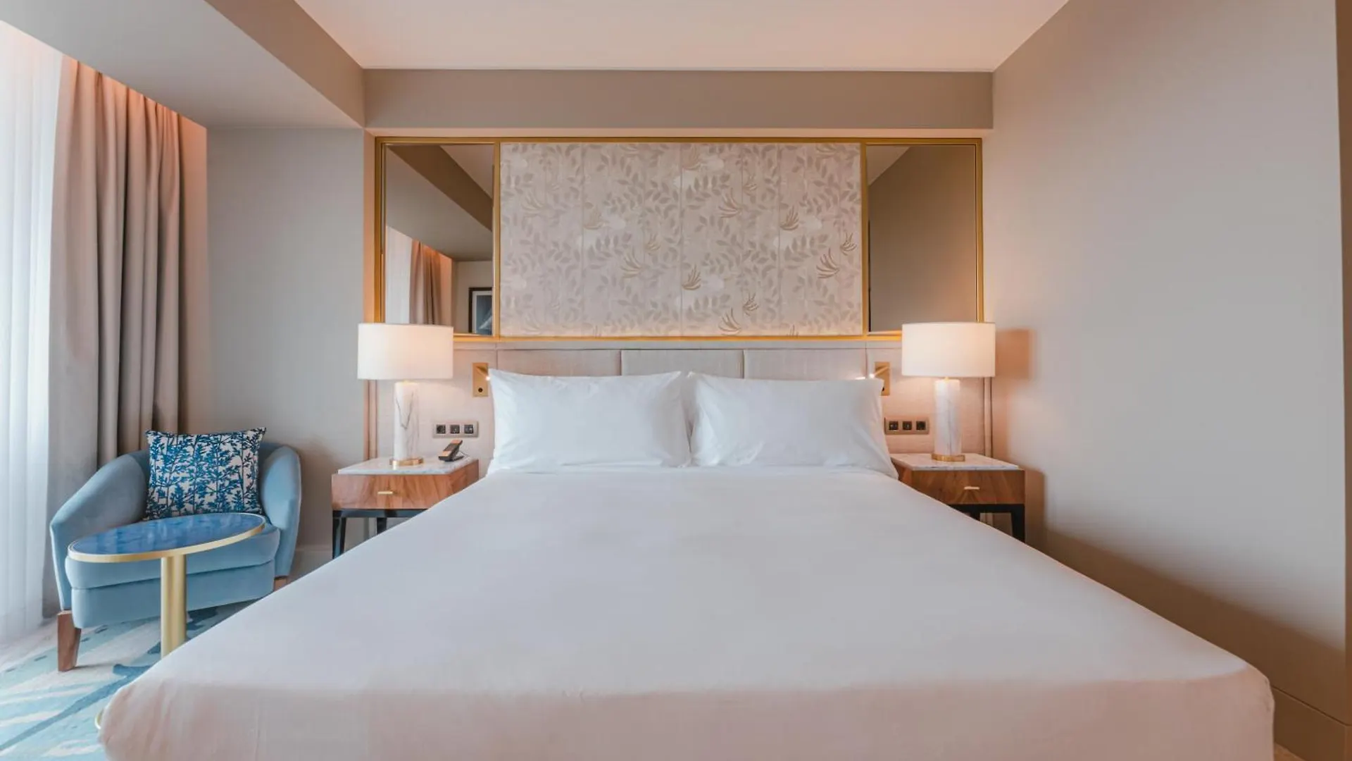 Legacy Hotel Cascais, Curio Collection By Hilton