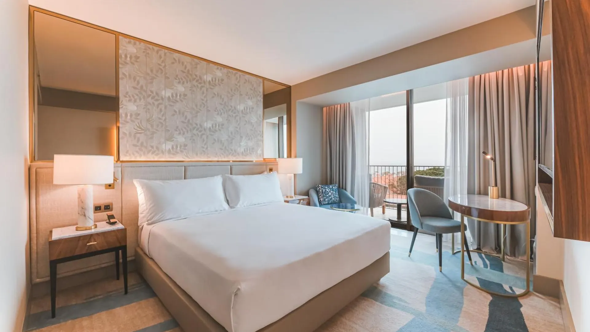 Legacy Hotel Cascais, Curio Collection By Hilton