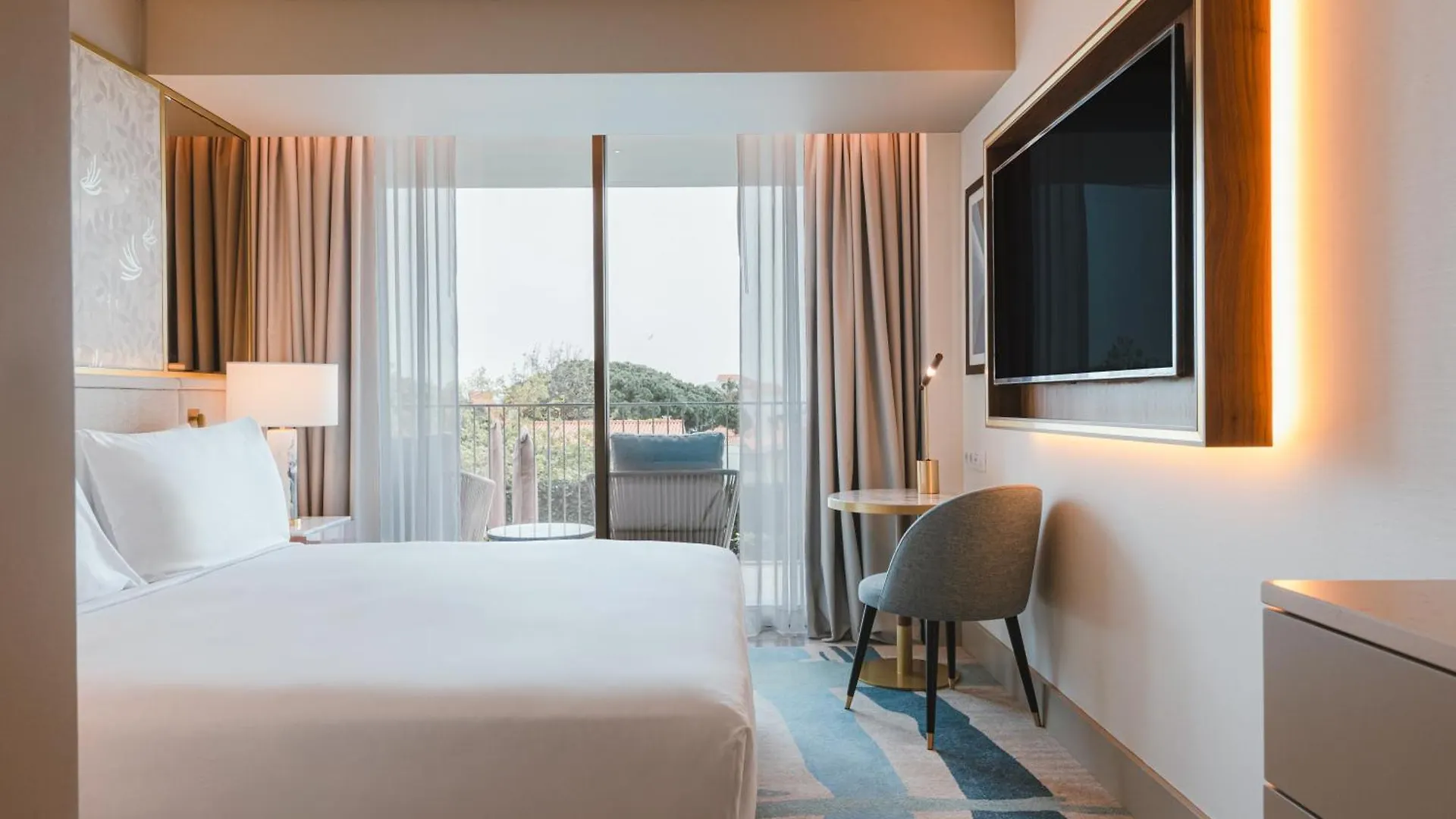 Legacy Hotel Cascais, Curio Collection By Hilton