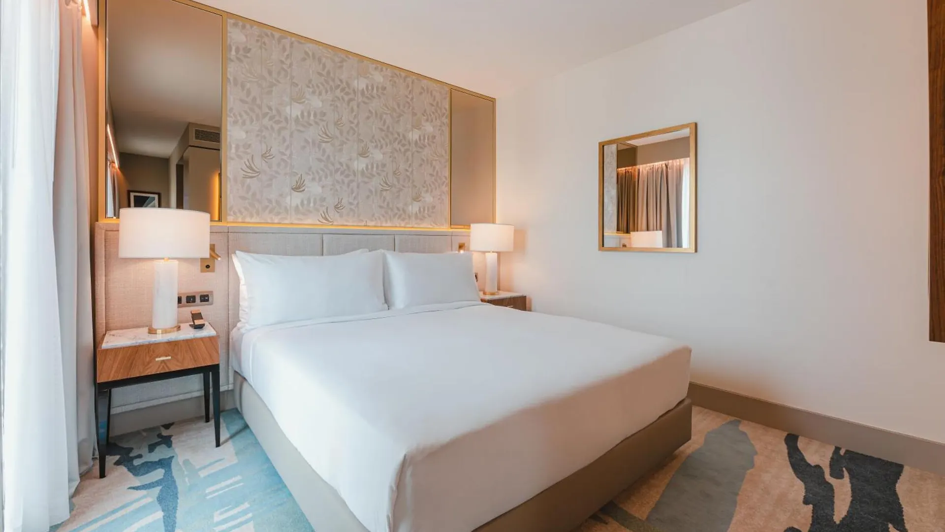 Legacy Hotel Cascais, Curio Collection By Hilton