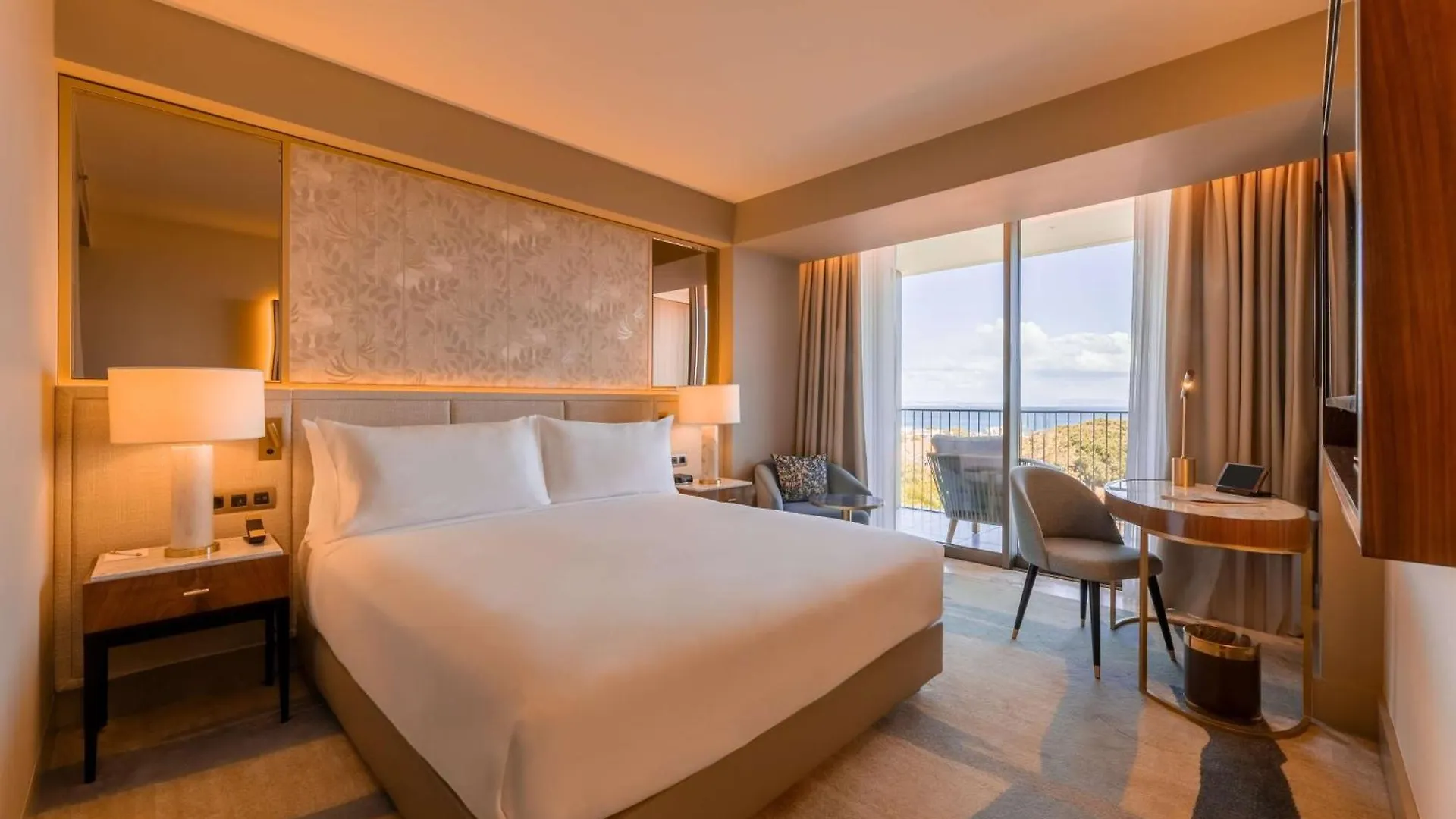 ****  Legacy Hotel Cascais, Curio Collection By Hilton Portugal