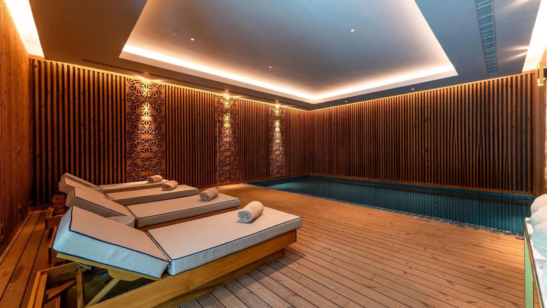 Legacy Hotel Cascais, Curio Collection By Hilton