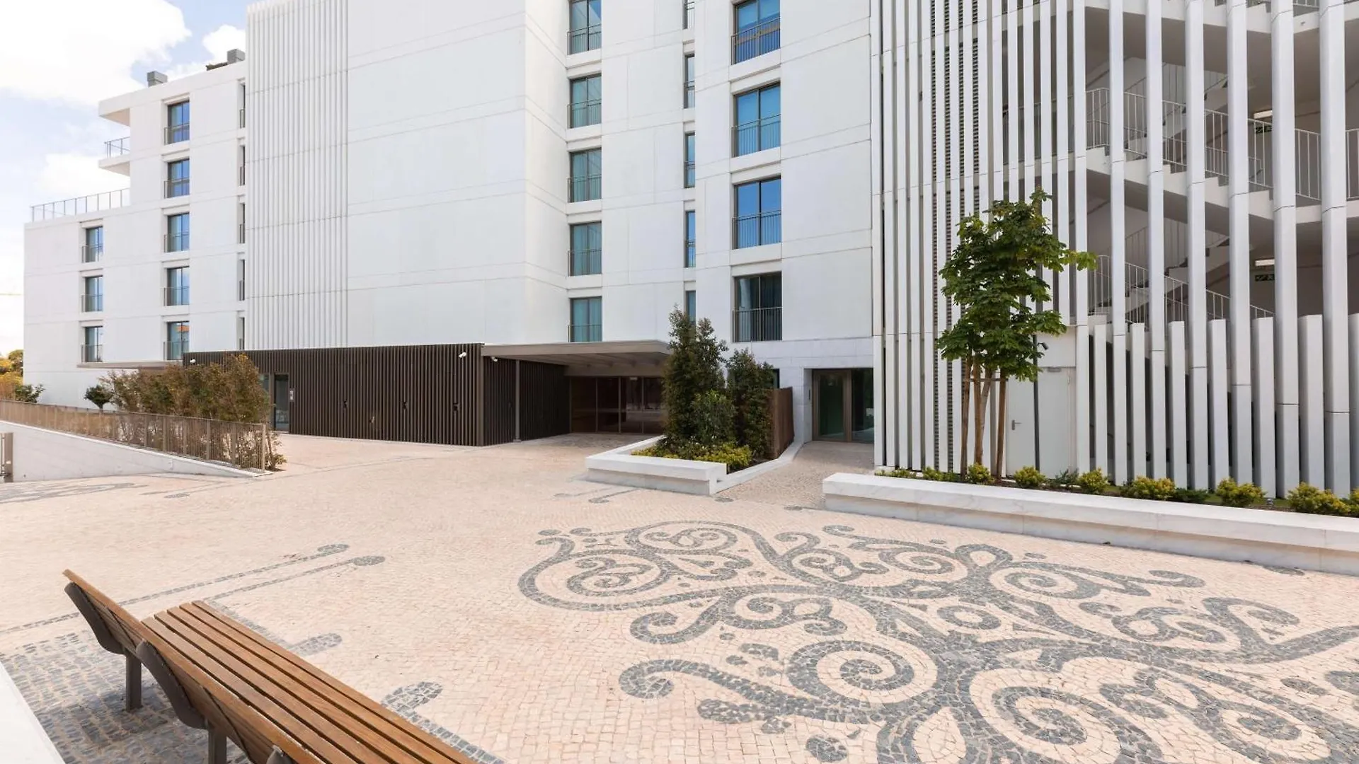 Legacy Hotel Cascais, Curio Collection By Hilton