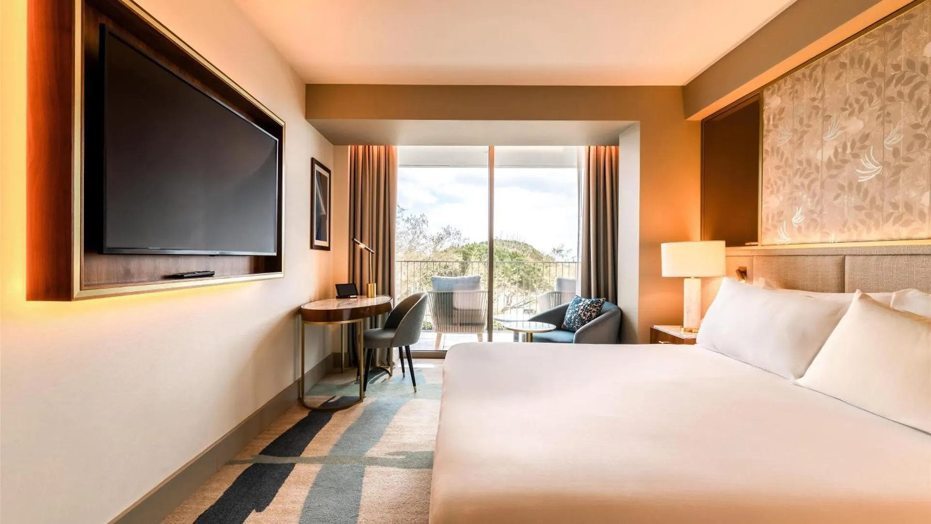 Legacy Hotel Cascais, Curio Collection By Hilton
